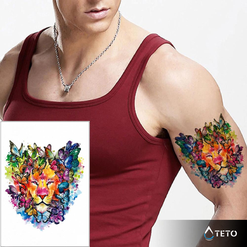León con mariposas